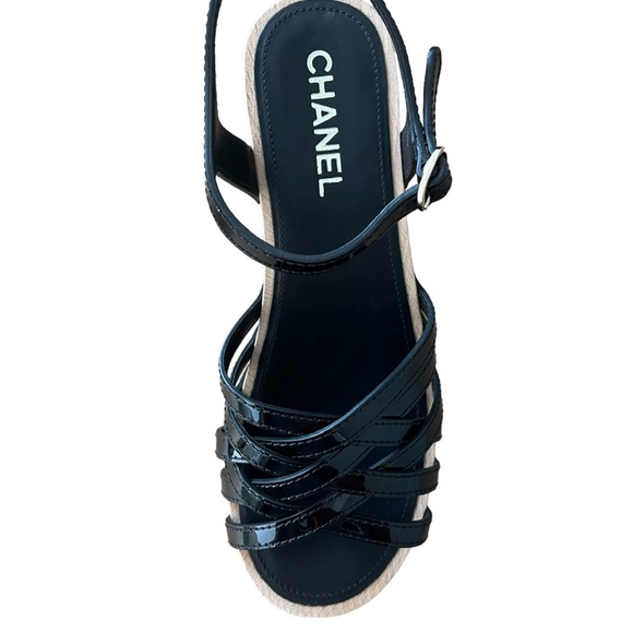 *SOLD* New Chanel 18C Cork Wood Black Patent Leather Strap Heel Sandals size 39 - Picture 6 of 10